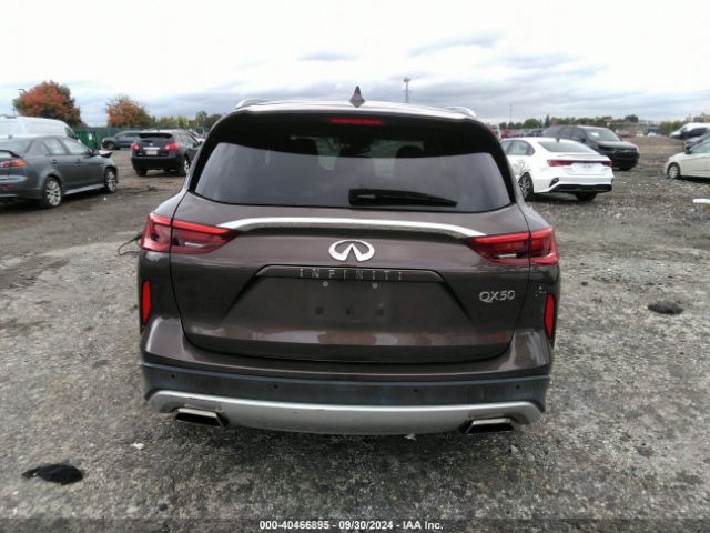 3PCAJ5M30KF100736 Infiniti Qx50 Essential