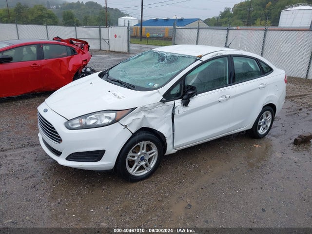Ford FIESTA SE 2019 3FADP4BJXKM126530 Image 2