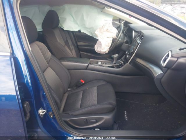 1N4AA6AP0HC372146 Nissan Maxima 3.5 S