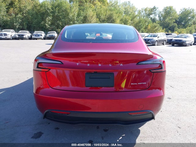 5YJ3E1EB7RF823800 Tesla MODEL 3