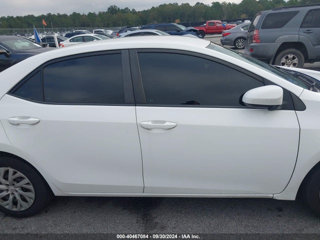 Toyota COROLLA LE 2018 2T1BURHE7JC065369 Image 13