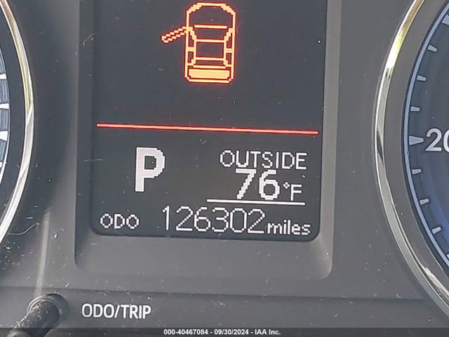 Toyota COROLLA LE 2018 2T1BURHE7JC065369 Image 15