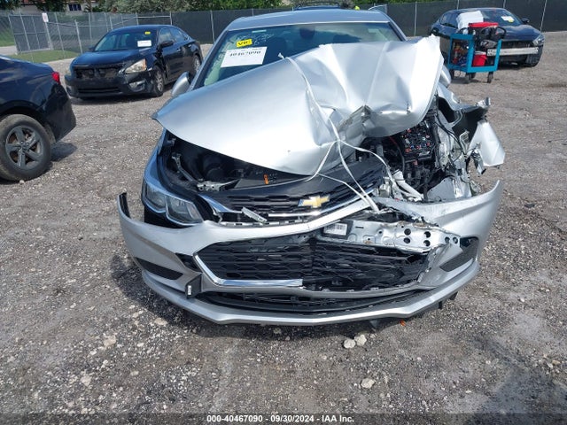 Chevrolet Cruze Ls Auto 2017 1G1BC5SM7H7179002 Image 6