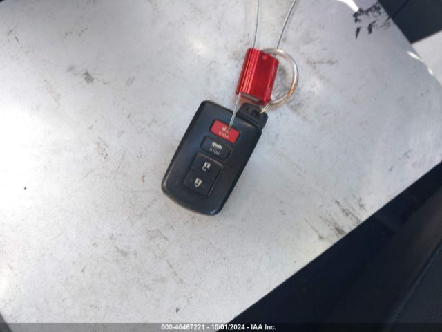 2T1BURHE8JC044482 Toyota Corolla Xle