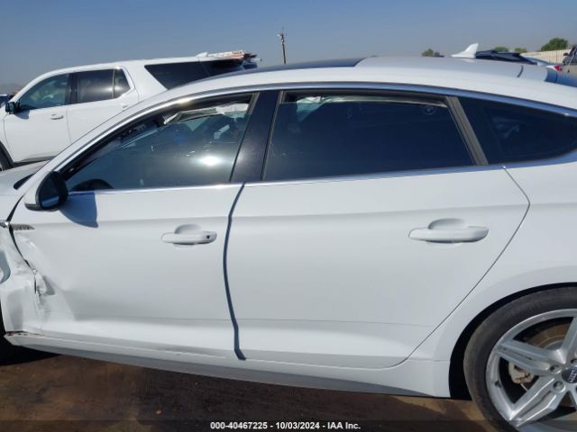 WAUENCF54JA128679 Audi A5 2.0t Premium