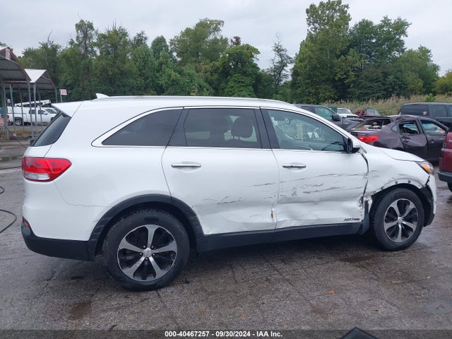 5XYPHDA55GG110894 KIA Sorento 3.3l Ex