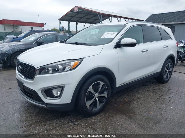 5XYPHDA55GG110894 KIA Sorento 3.3l Ex