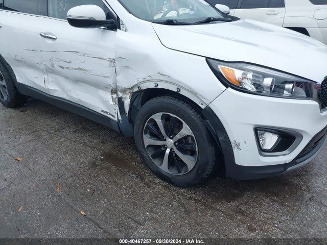 5XYPHDA55GG110894 KIA Sorento 3.3l Ex