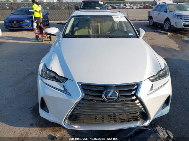 JTHBA1D25H5043687 Lexus IS 200T