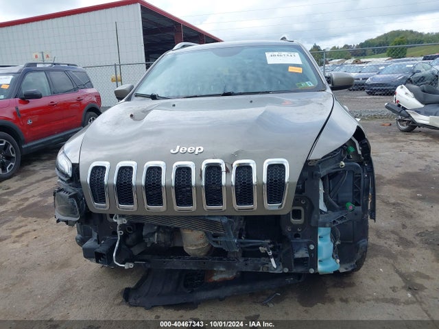 Jeep Cherokee Latitude 2016 1C4PJMCS9GW239084 Image 13
