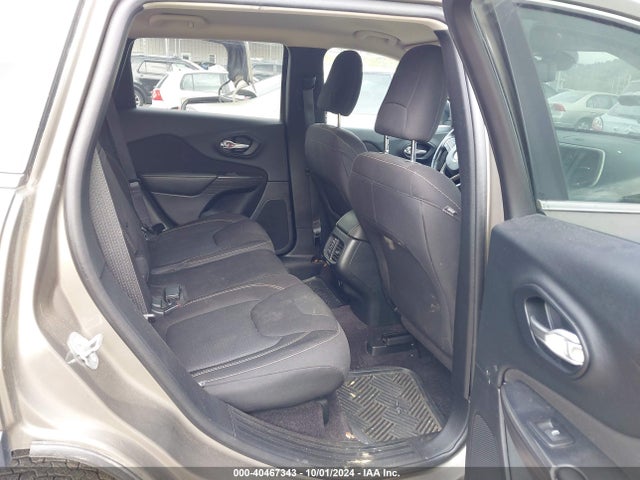 Jeep Cherokee Latitude 2016 1C4PJMCS9GW239084 Image 8