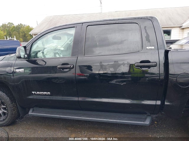 5TFDY5F10HX631325 Toyota Tundra Sr5 5.7l V8