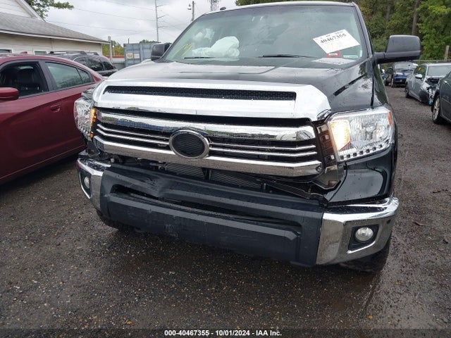 5TFDY5F10HX631325 Toyota Tundra Sr5 5.7l V8