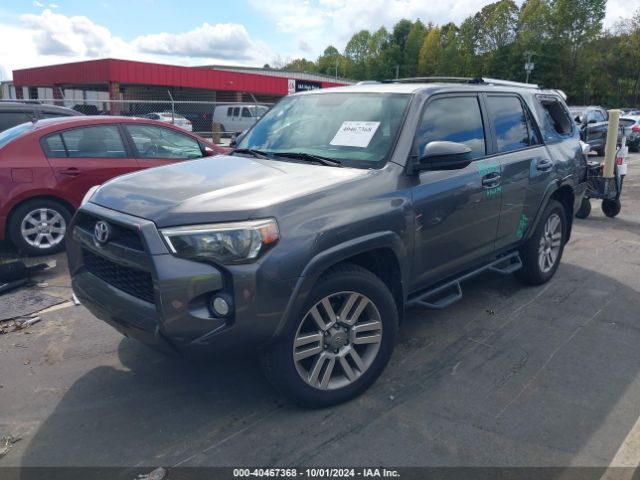 JTEZU5JR3G5118476 Toyota 4RUNNER SR5