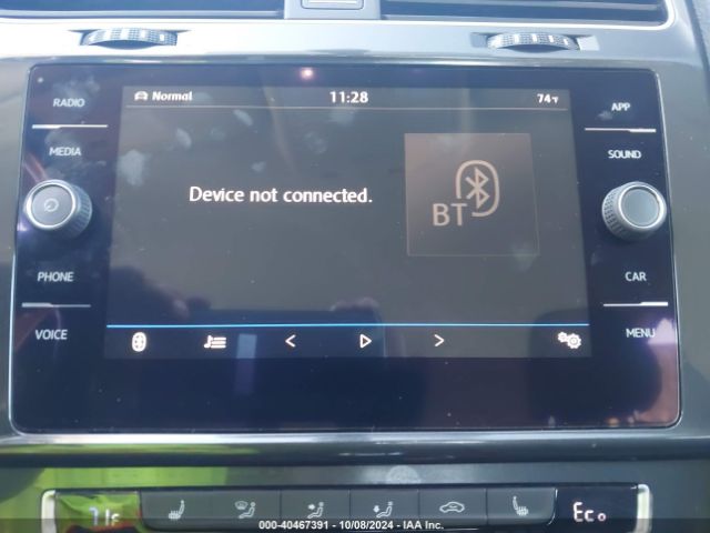 WVWKR7AU7JW907769 Volkswagen E-golf Se
