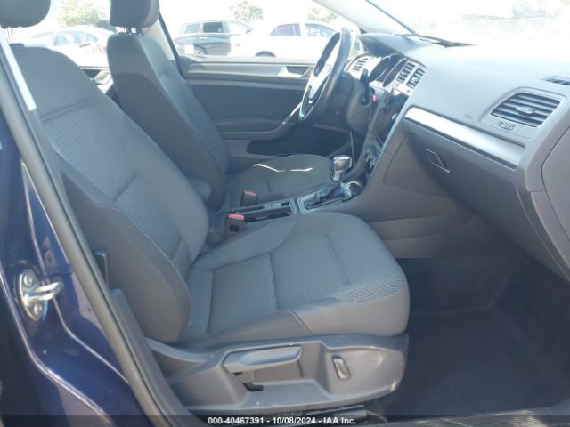 WVWKR7AU7JW907769 Volkswagen E-golf Se