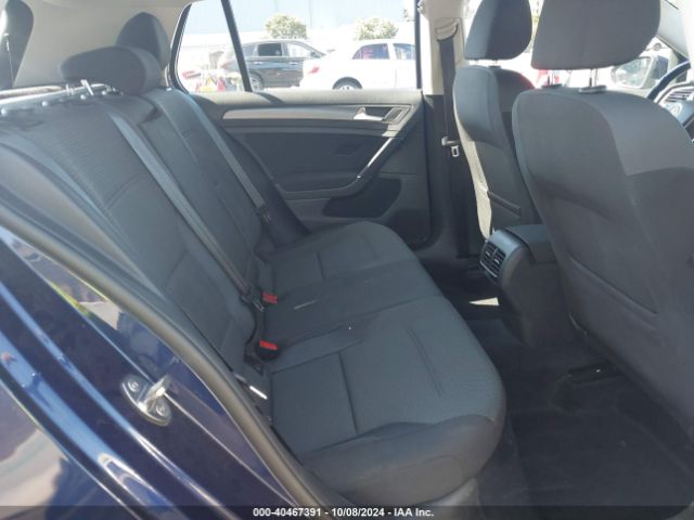 WVWKR7AU7JW907769 Volkswagen E-golf Se