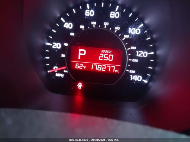 KNDJP3A54H7878688 KIA SOUL +