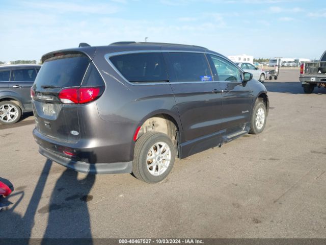 2C4RC1DG8MR526626 Chrysler Voyager Lxi