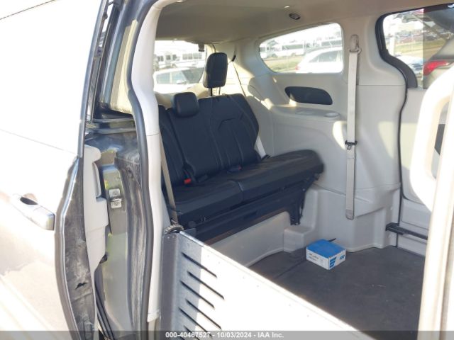 2C4RC1DG8MR526626 Chrysler Voyager Lxi