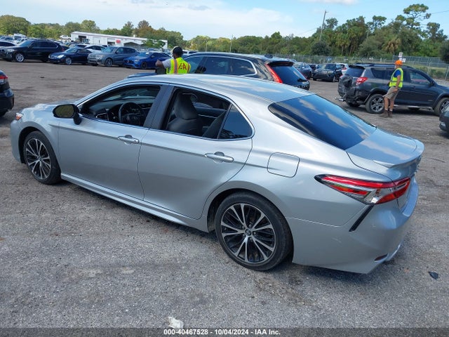 4T1B11HK7JU127058 Toyota CAMRY SE