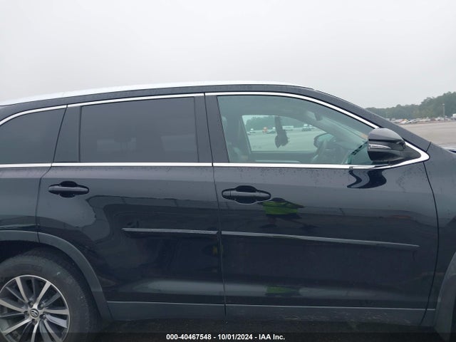 Toyota Highlander Xle 2019 5TDJZRFH8KS592792 Image 14