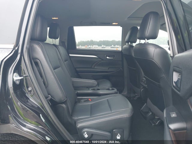Toyota Highlander Xle 2019 5TDJZRFH8KS592792 Image 8