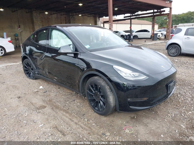 2022 TESLA MODEL Y 7SAYGDEE1NF438189 Photo 0