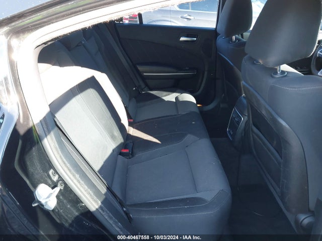 40467558 :رقم المزاد ، 2C3CDXHG8GH218869 vin ، 2016 Dodge Charger Sxt مزاد بيع