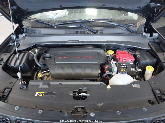 3C4NJDBB5MT504285 Jeep Compass Altitude 4x4