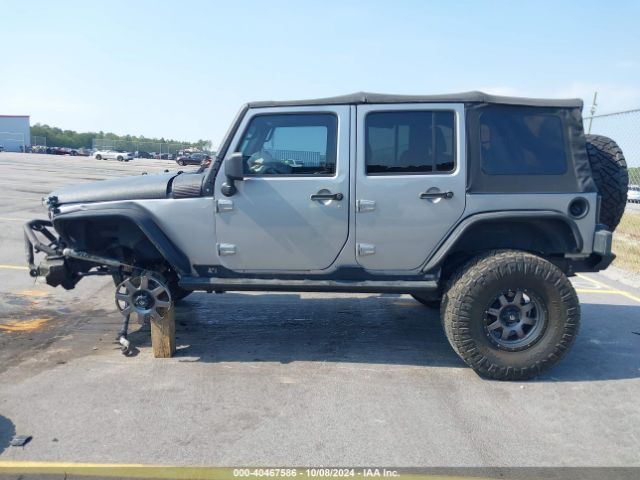 1C4BJWDG5GL270270 Jeep Wrangler Unlimited Sport