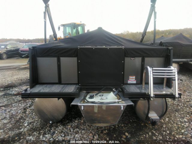 2024 APEX PONTOON APX33854F324      Photo 9