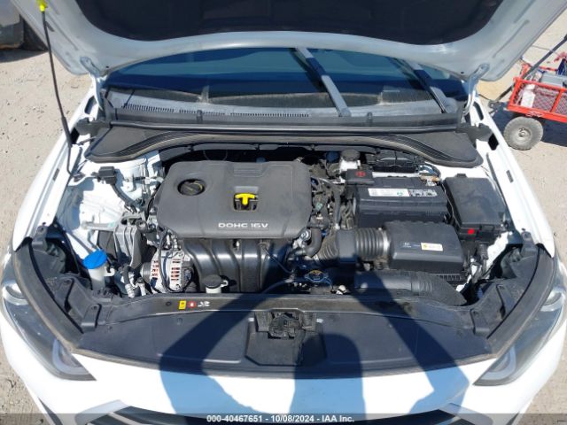 5NPD84LF7JH302309 Hyundai ELANTRA SEL