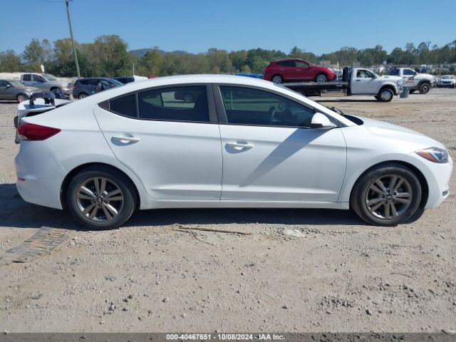 5NPD84LF7JH302309 Hyundai ELANTRA SEL