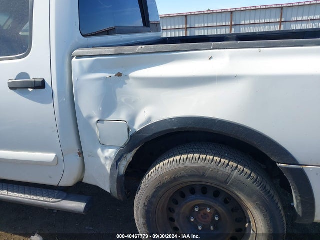 Nissan TITAN SV 2015 1N6AA0ECXFN502933 Image 18