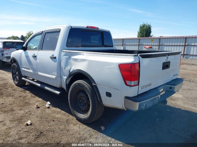 Nissan TITAN SV 2015 1N6AA0ECXFN502933 Image 3