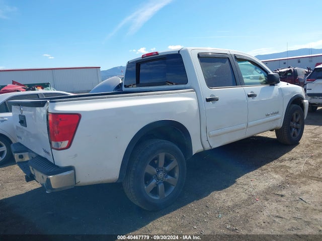 Nissan TITAN SV 2015 1N6AA0ECXFN502933 Image 4
