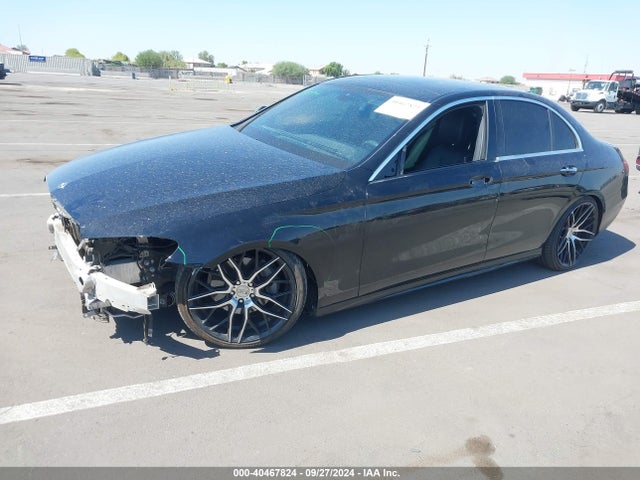 Mercedes-Benz E 300 2019 WDDZF4JB5KA519514 Image 2