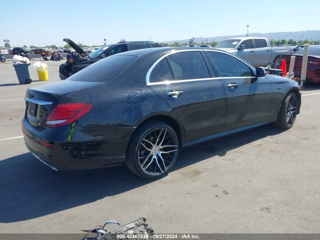 Mercedes-Benz E 300 2019 WDDZF4JB5KA519514 Image 4