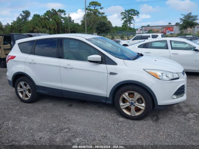 1FMCU0GX8EUD55627 Ford ESCAPE SE