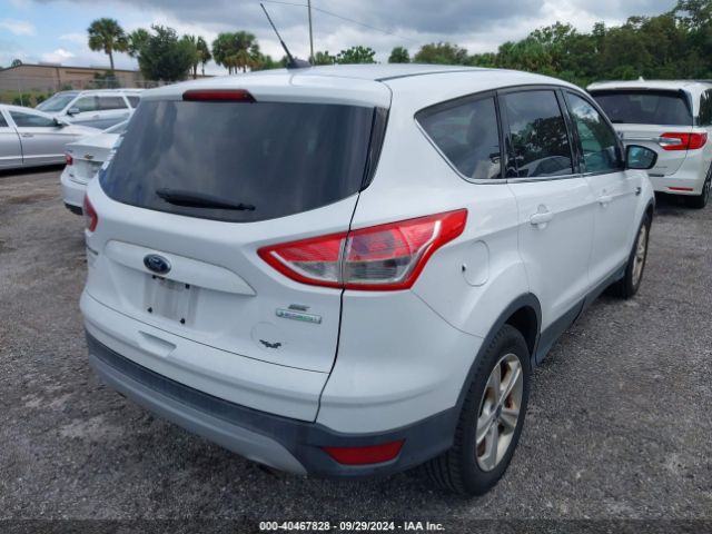 1FMCU0GX8EUD55627 Ford ESCAPE SE