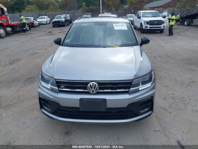 3VV2B7AX7MM124522 Volkswagen Tiguan 2.0t Se/2.0t Se R-line Black/2.0t Sel