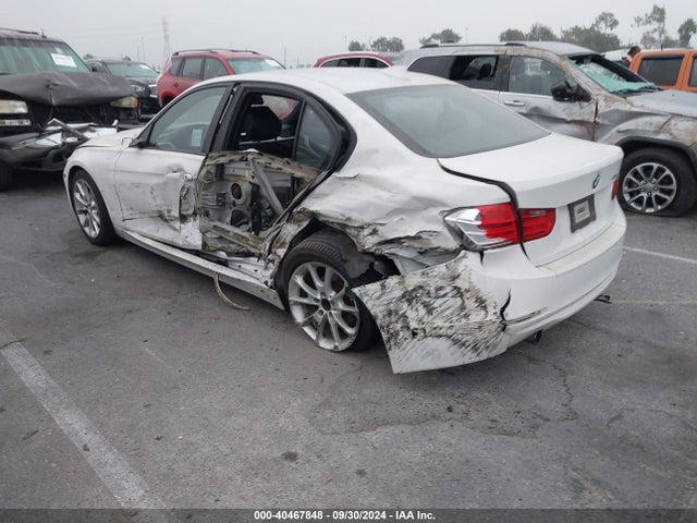 WBA3B1G57ENS77525 BMW 320i