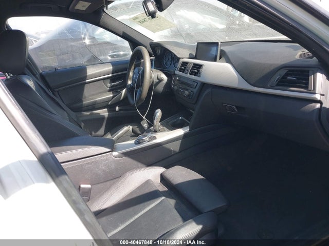 WBA3B1G57ENS77525 BMW 320i