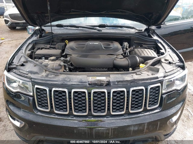 1C4RJFAG2HC751257 Jeep Grand Cherokee Laredo 4x4