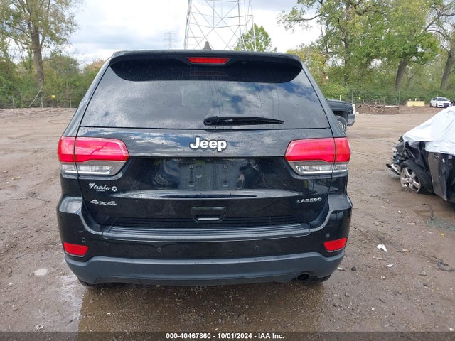 1C4RJFAG2HC751257 Jeep Grand Cherokee Laredo 4x4