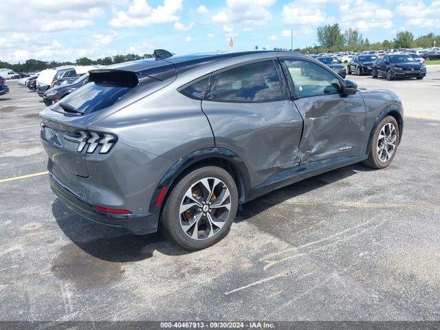 Ford Mustang Mach-e Premium 2023 3FMTK3SUXPMB07018 Image 4