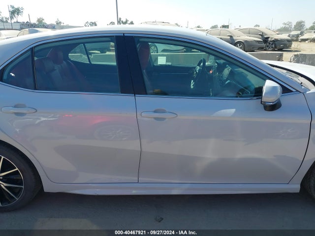 Продаж на аукціоні авто 2024 Toyota Camry Se, vin: 4T1G11AK1RU263066, номер лоту: 40467921