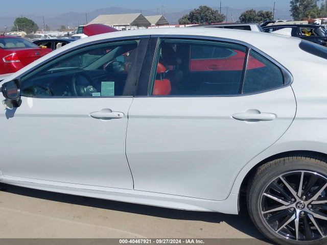 Продаж на аукціоні авто 2024 Toyota Camry Se, vin: 4T1G11AK1RU263066, номер лоту: 40467921