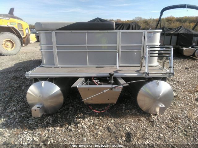 2024 SYLVAN PONTOON SYL97727G324      Photo 9